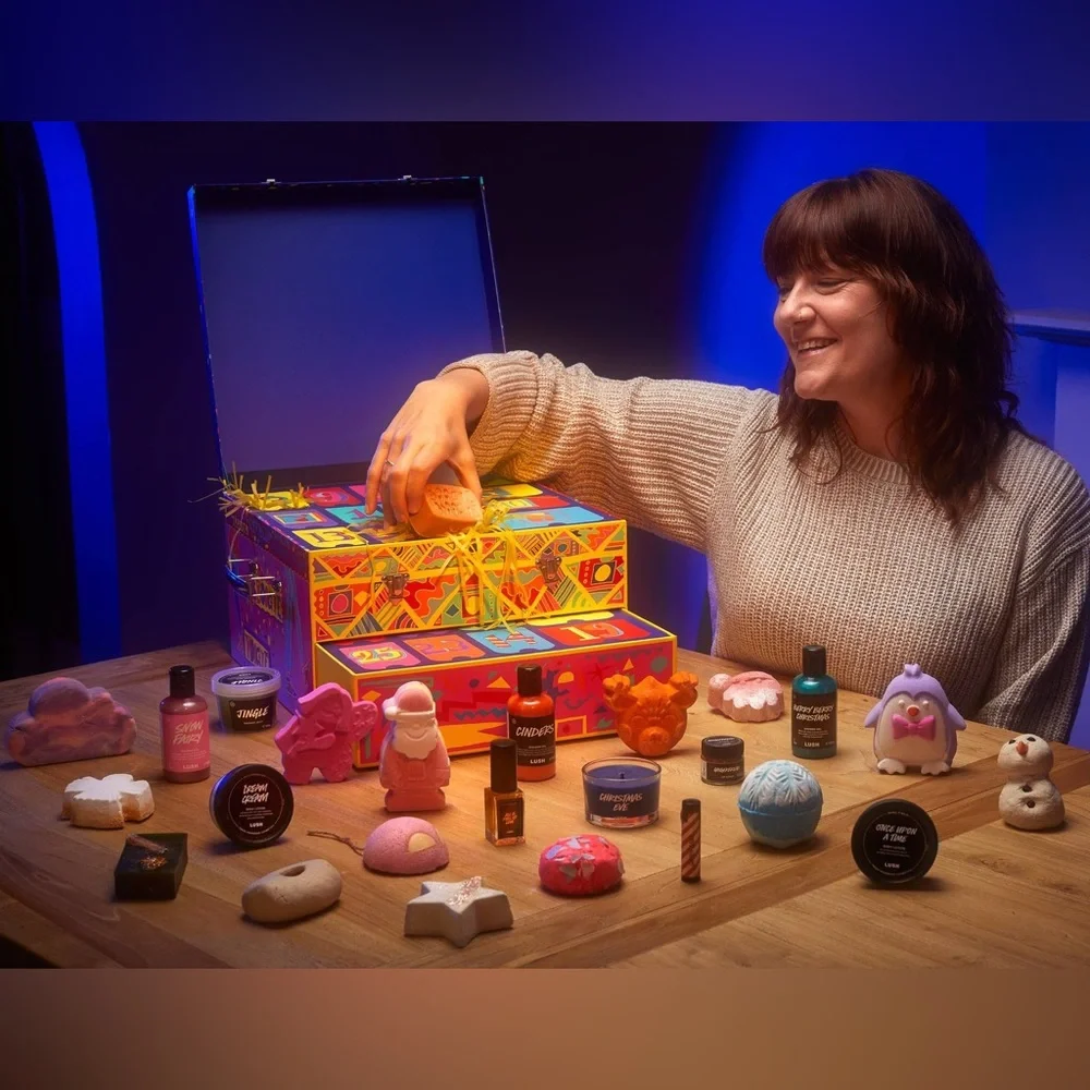 LUSH 2023 Advent Calendar - Picture 2 of 3